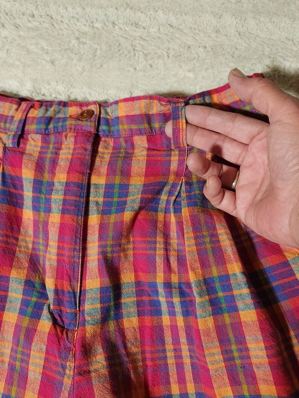Vtg Karen Scott 90s Plaid Mom Shorts Size 12 Cotton High Waisted Pleated Madras